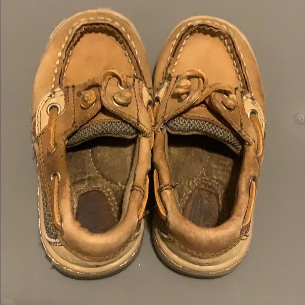 Maui island kids shoes boy or girl